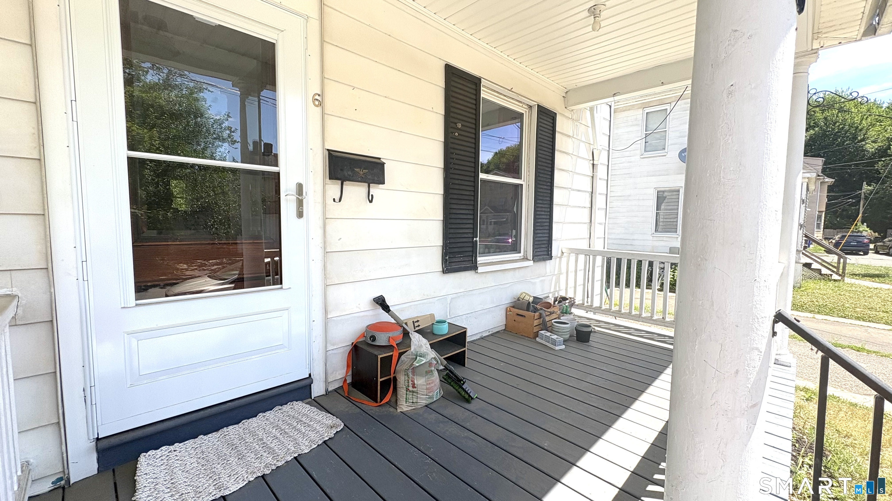 6 Lafayette Street Enfield, CT 06082 - Photo 4 of 39