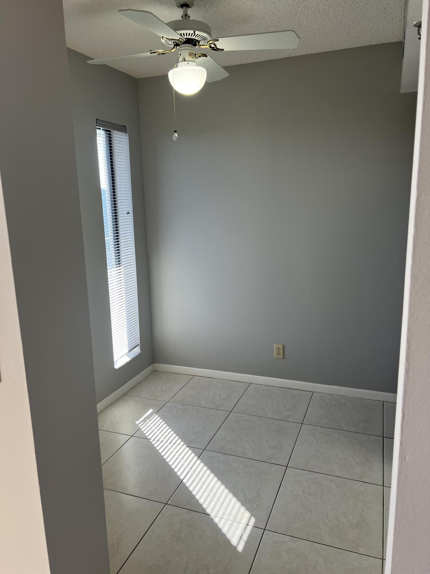 21 Royal Palm Way, Unit 602 Boca Raton, FL 33432 - Photo 6 of 44 IMG_1462