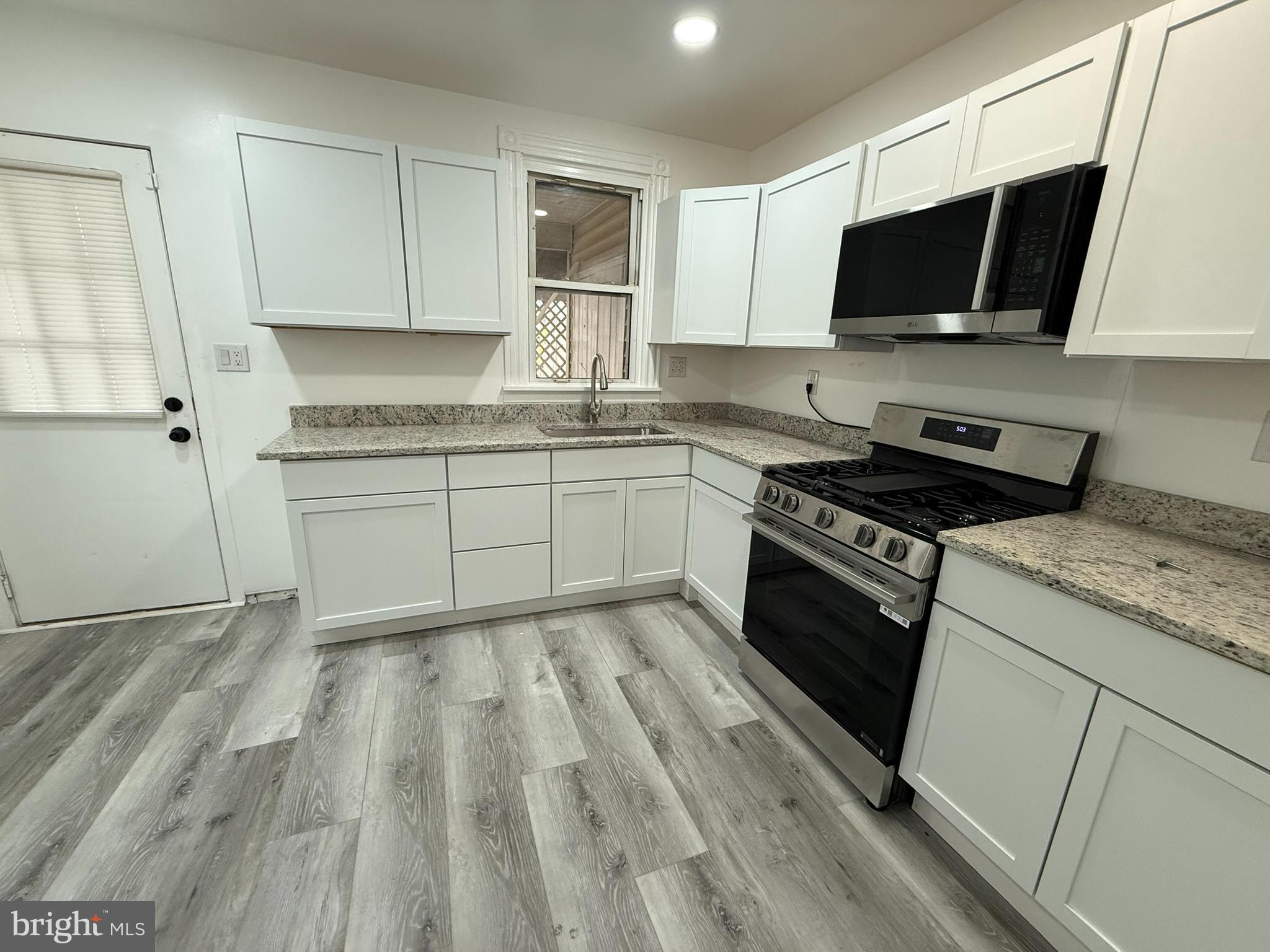 1322 Green Street Reading, PA 19604 - Photo 8 of 19