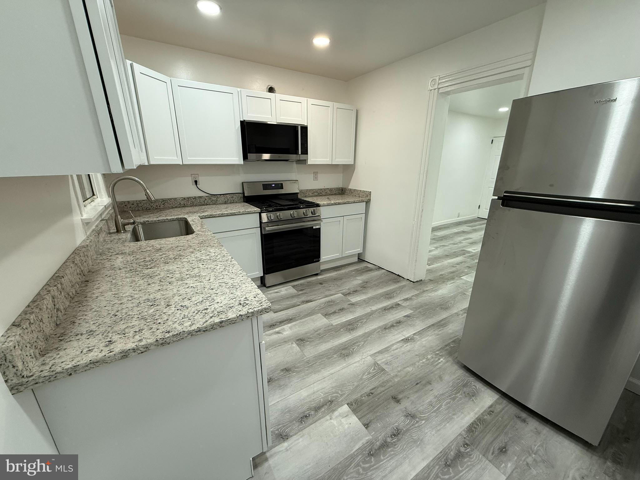 1322 Green Street Reading, PA 19604 - Photo 9 of 19