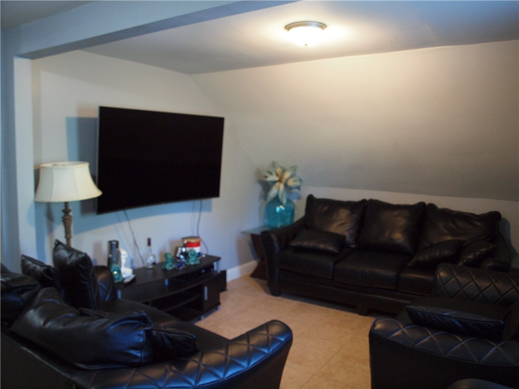 45 1st Avenue Woonsocket, RI 02895 - Photo 5 of 29