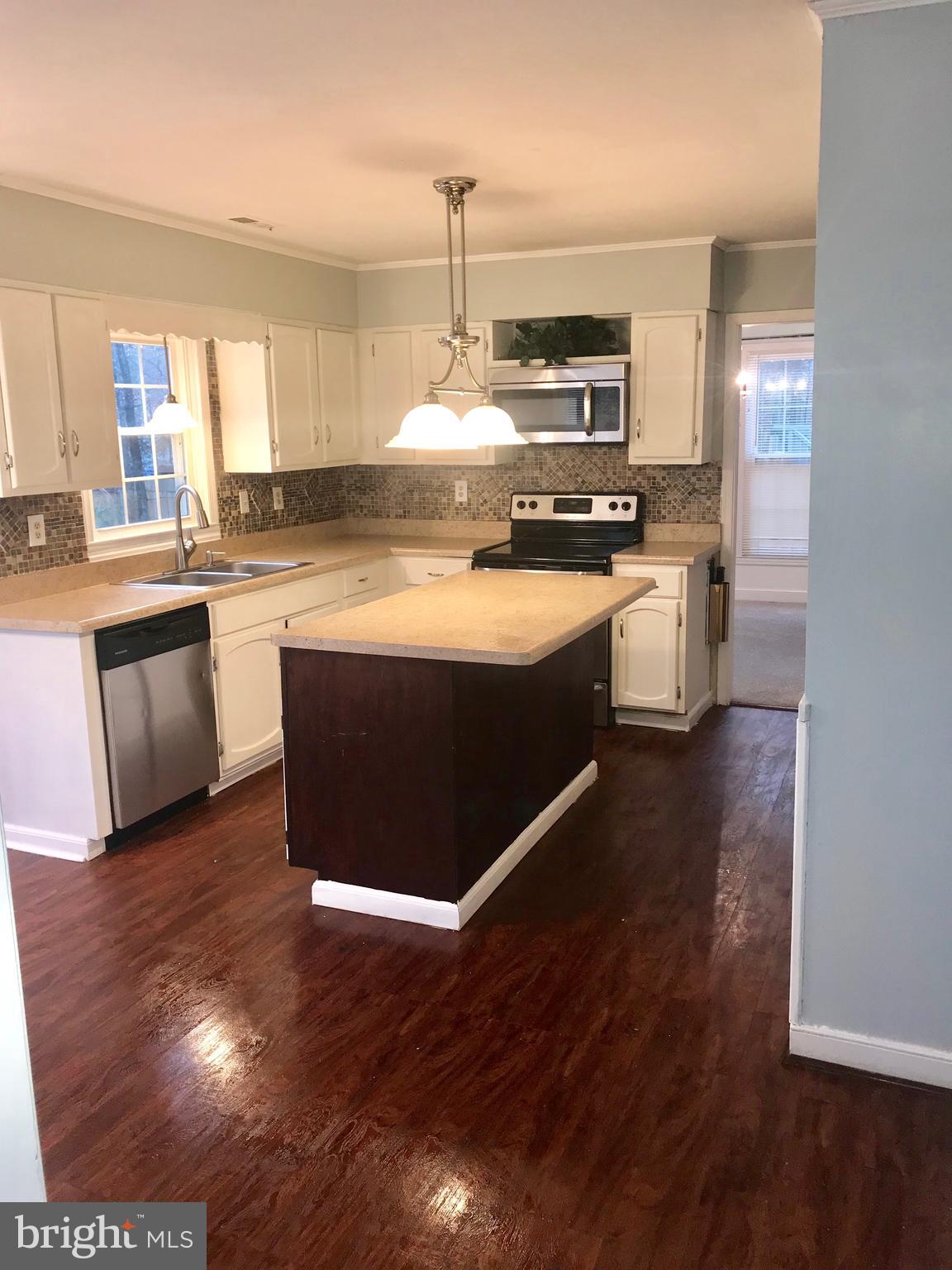 2912 Brookforest Road Midlothian, VA 23112 - Photo 2 of 21