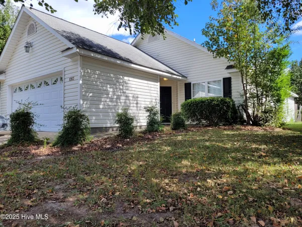 $1,800 | 1203 Wyngate Drive, Greenville, NC 27834