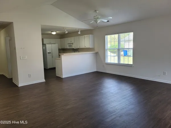 $1,800 | 1203 Wyngate Drive, Greenville, NC 27834