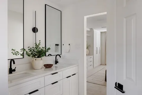 $925,000 | 7402 Whistlestop Drive, Austin, TX 78749