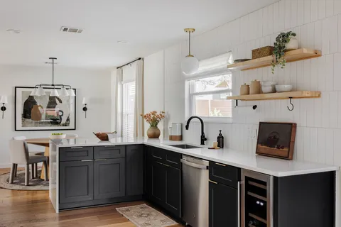 $925,000 | 7402 Whistlestop Drive, Austin, TX 78749