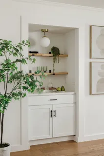 $925,000 | 7402 Whistlestop Drive, Austin, TX 78749