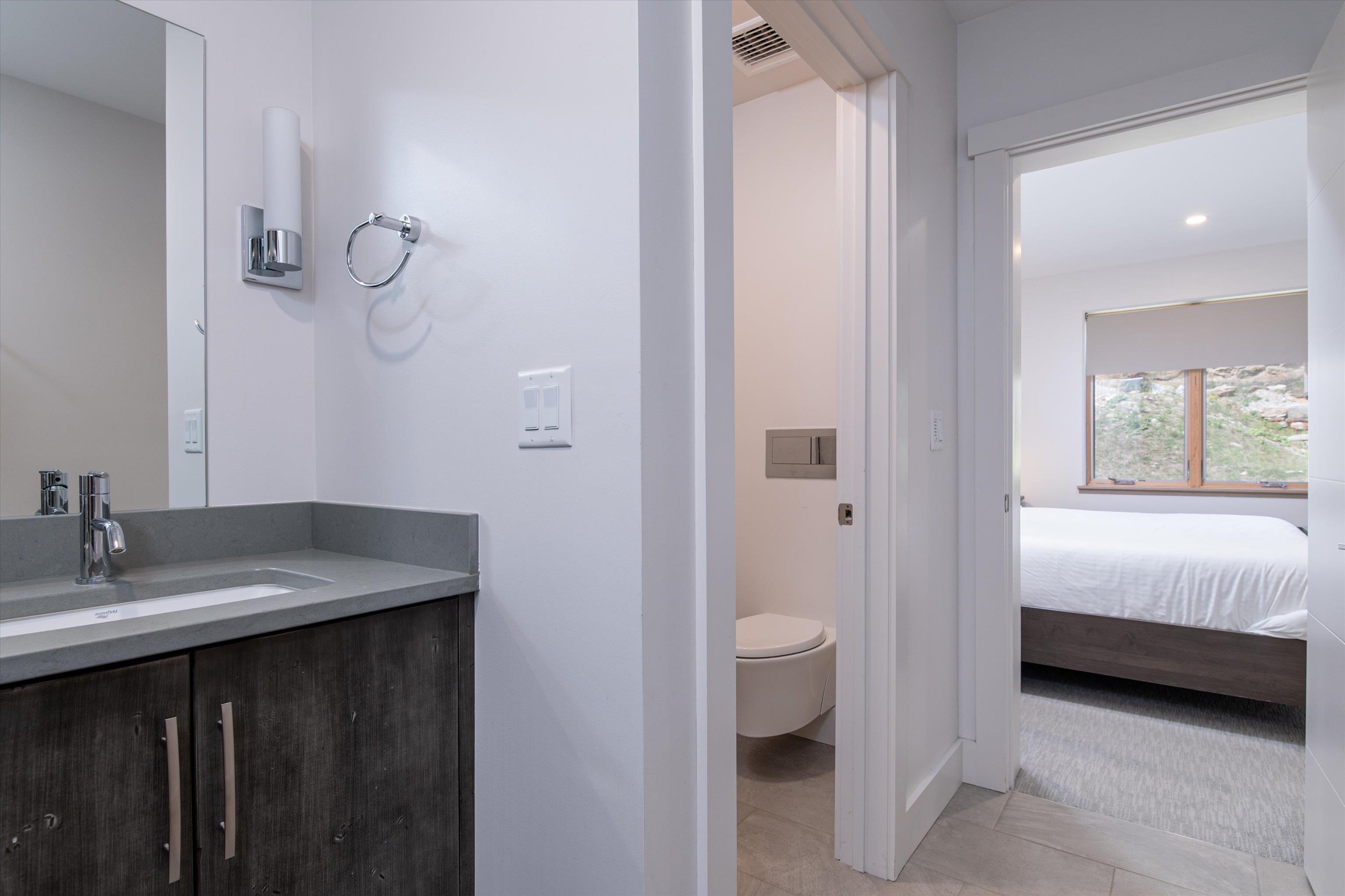 144 Lodge Road, Unit 6 Ludlow, VT 05149 - Photo 19 of 44