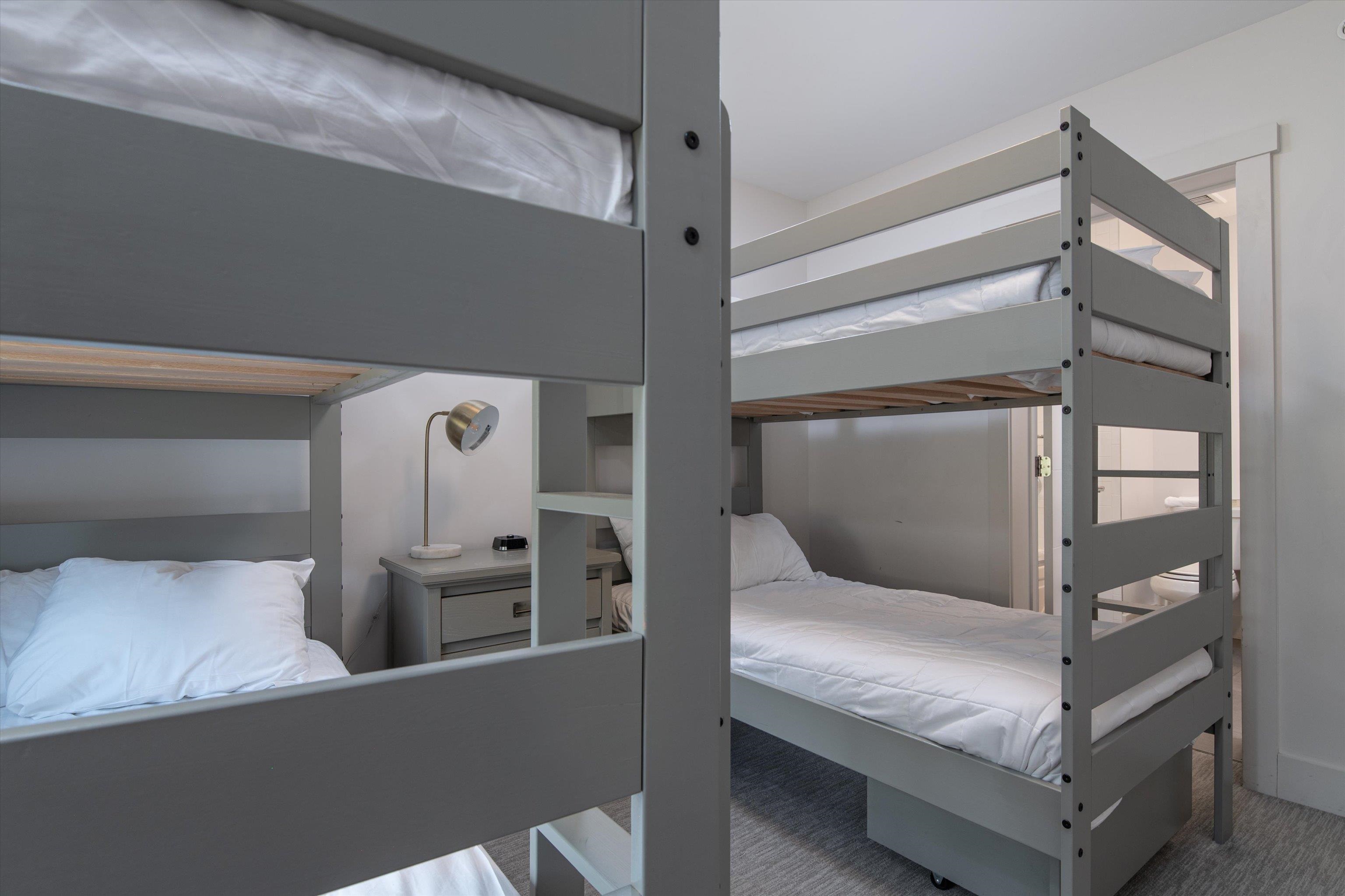 144 Lodge Road, Unit 6 Ludlow, VT 05149 - Photo 22 of 44