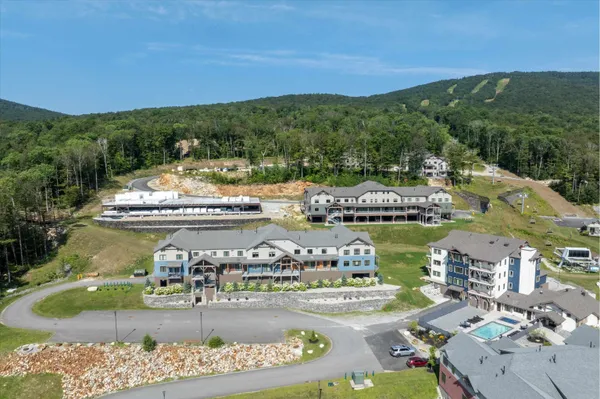 $795,000 | 144 Lodge Road, Unit 6, Ludlow, VT 05149