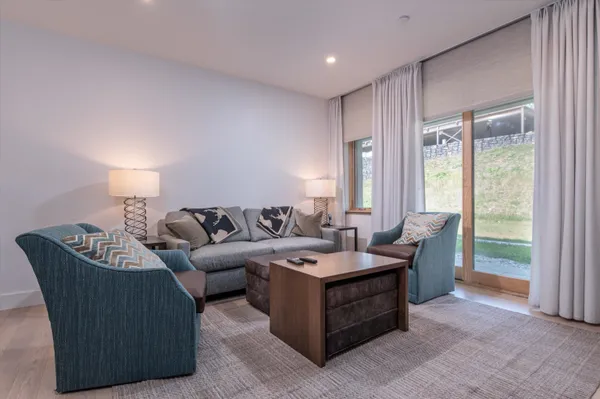 $795,000 | 144 Lodge Road, Unit 6, Ludlow, VT 05149