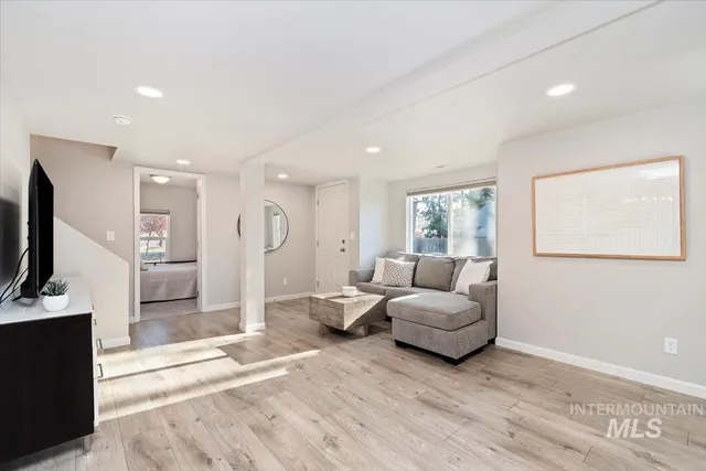 $435,000 | 1916 East Oak Street, Caldwell, ID 83605