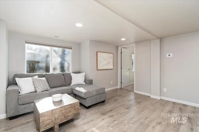 $435,000 | 1916 East Oak Street, Caldwell, ID 83605