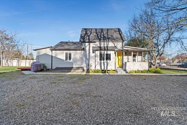 $435,000 | 1916 East Oak Street, Caldwell, ID 83605