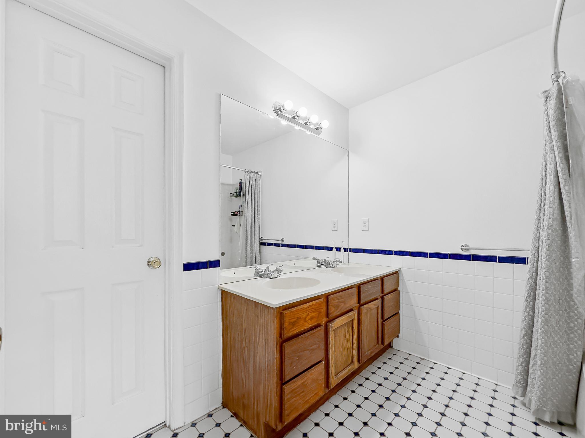 11180 Rienzi Place, Unit 204 Manassas, VA 20109 - Photo 15 of 19 Gallery Image 15