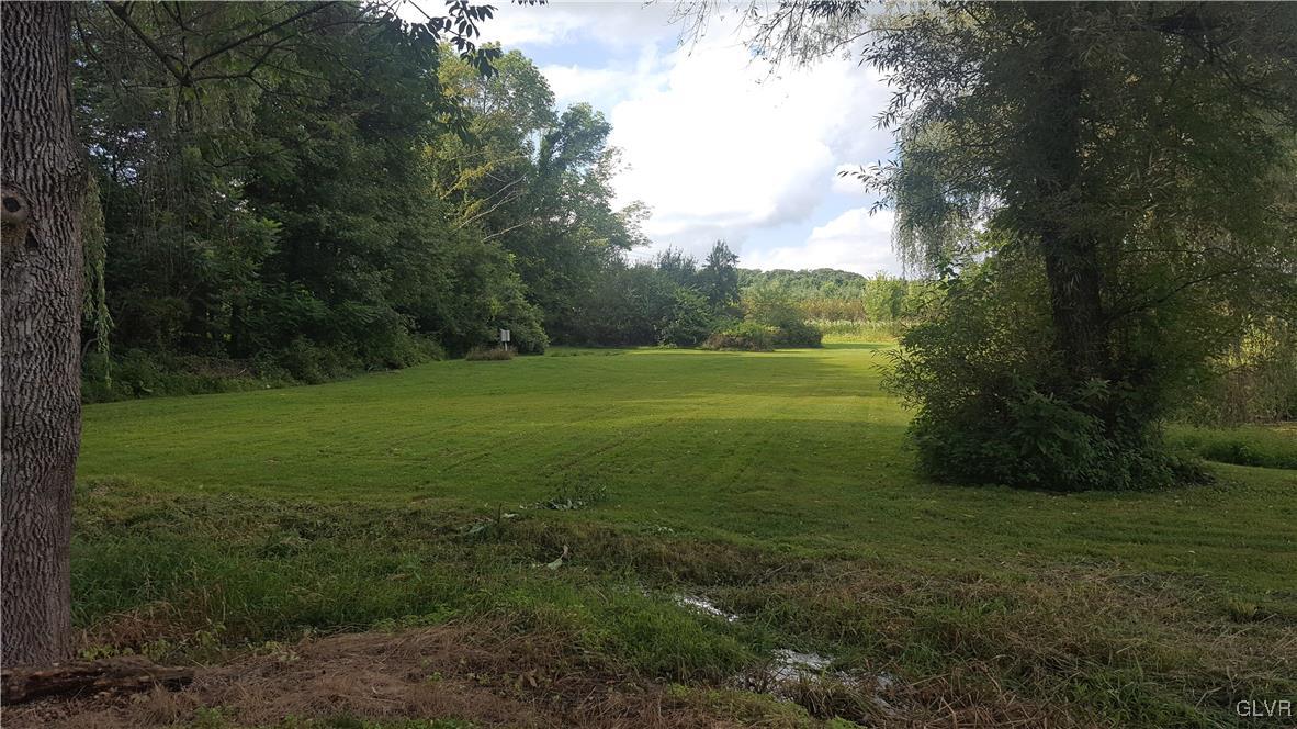538 Bauer Road Bath, PA 18014 - Photo 9 of 25 a view of outdoor space and yard