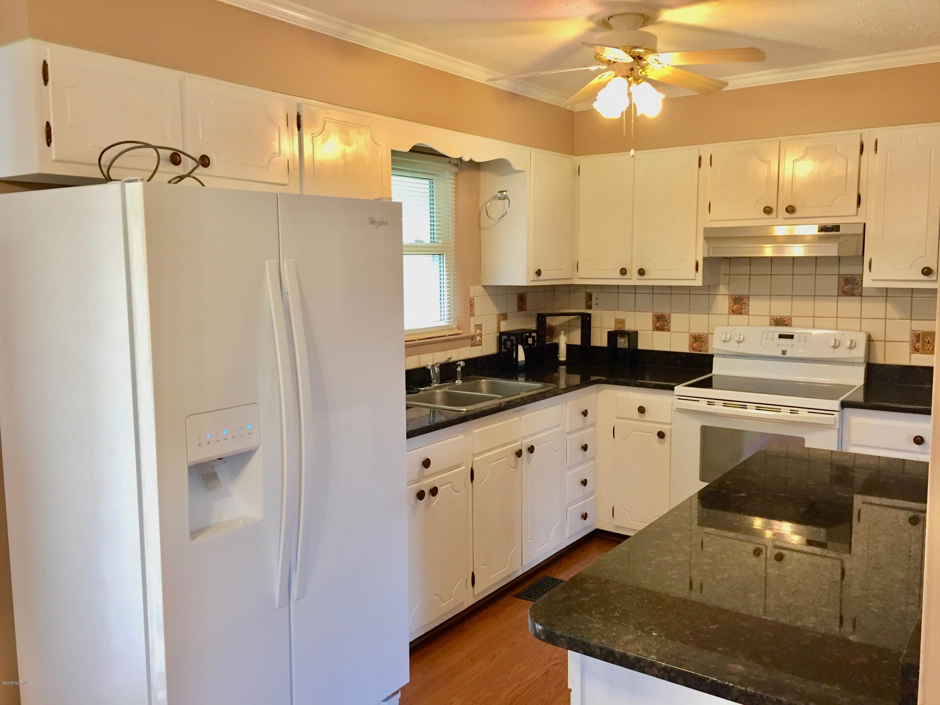 202 Pine Dale Road Havelock, NC 28532 - Photo 15 of 30 15. IMG_6015
