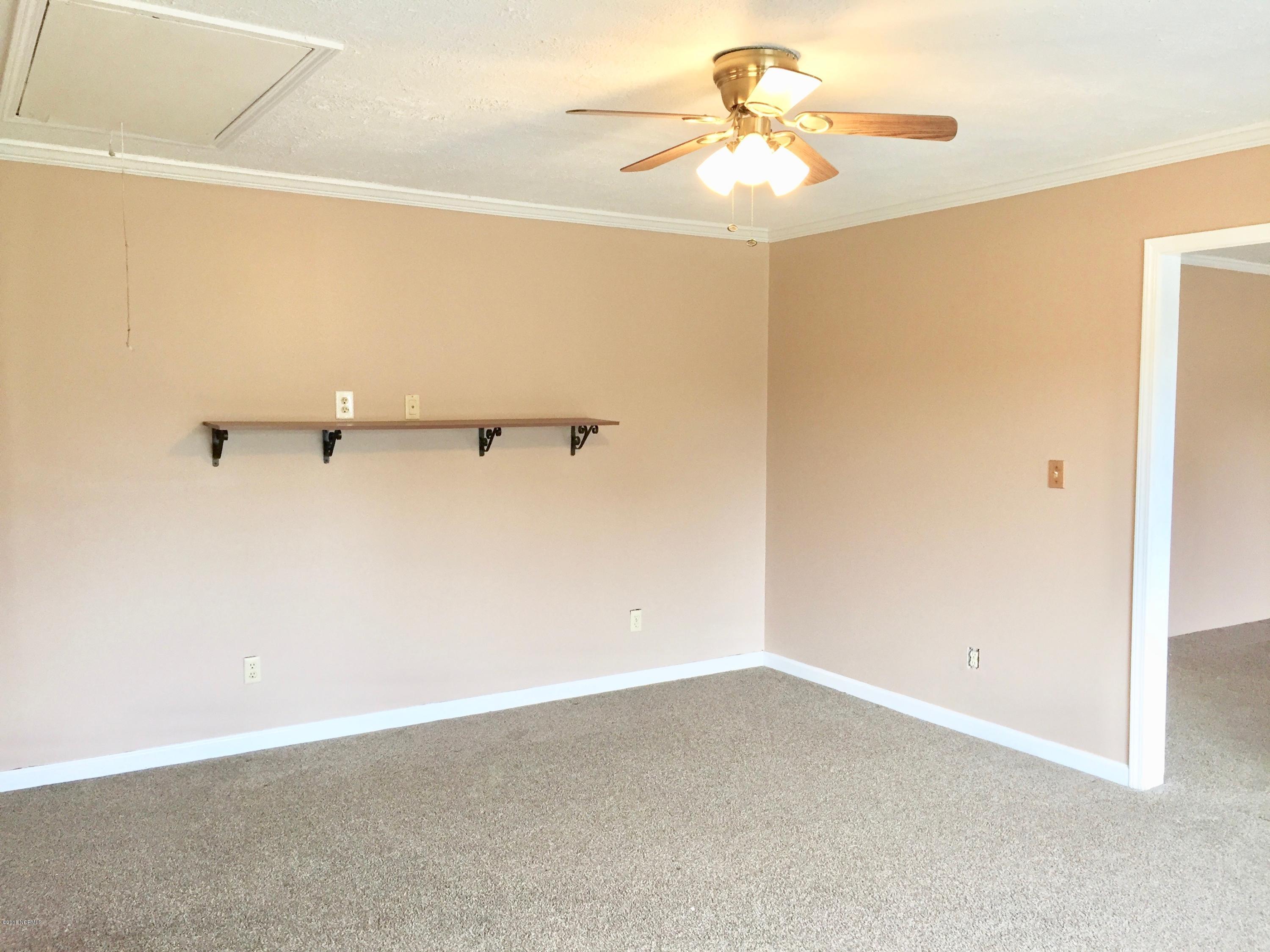 202 Pine Dale Road Havelock, NC 28532 - Photo 10 of 30 10. IMG_6010