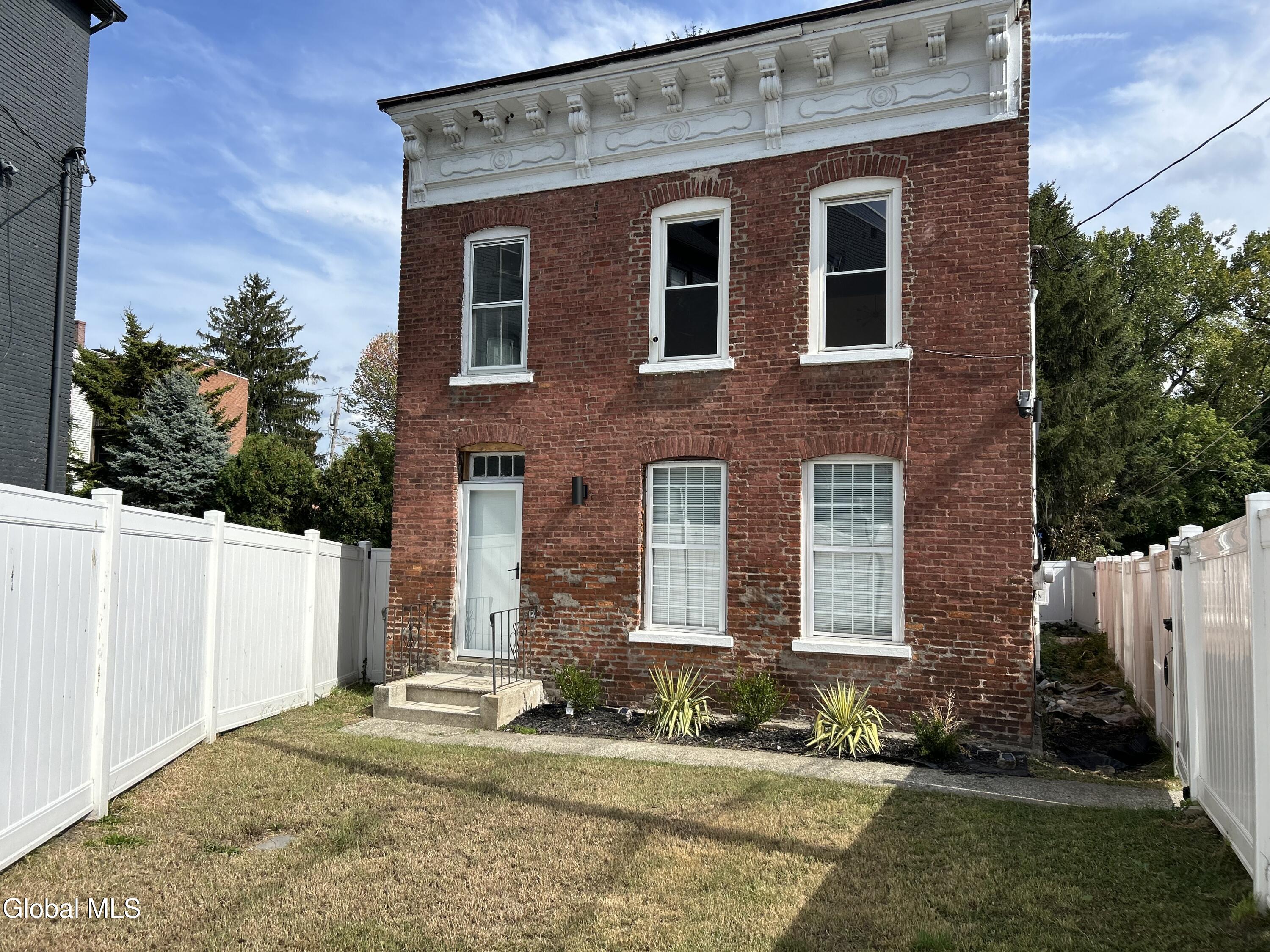 5 Short Street, Unit 2 Cohoes, NY 12047 - Photo 1 of 19 Front of the Home