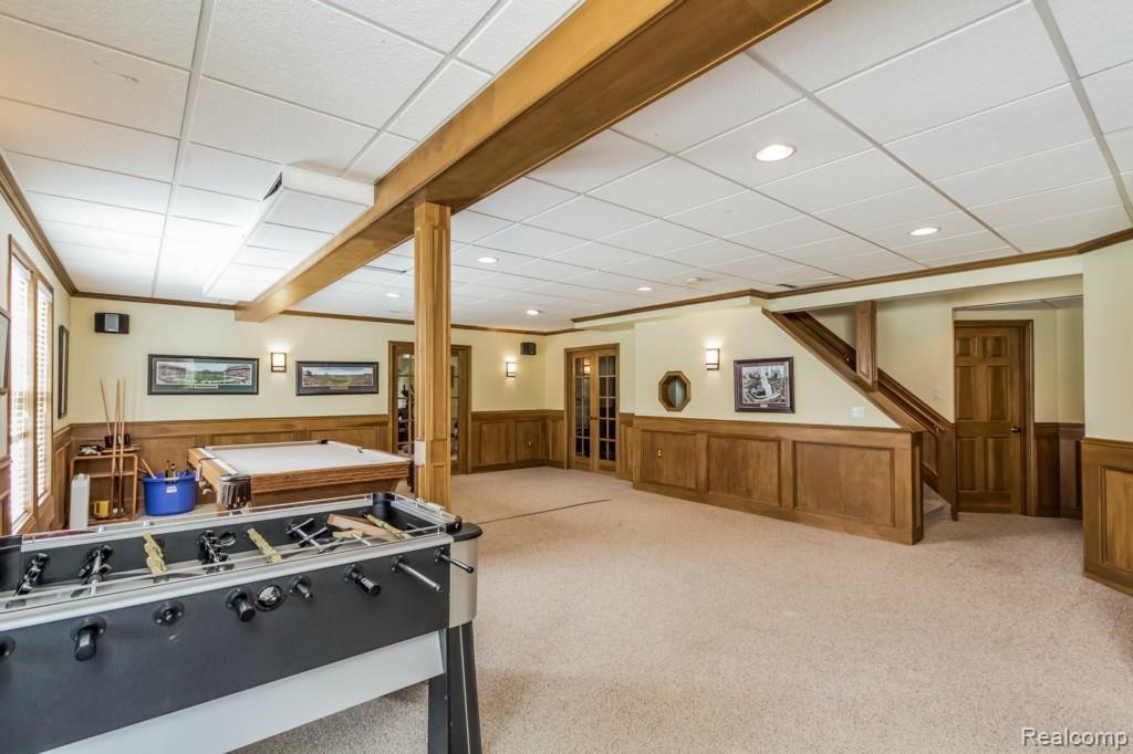1046 Miners Run Rochester, MI 48306 - Photo 42 of 74 042-Finished_Basement-1842011-medium.jpg