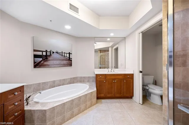 $6,500 | 1065 Borghese Lane, Unit 203, Naples, FL 34114