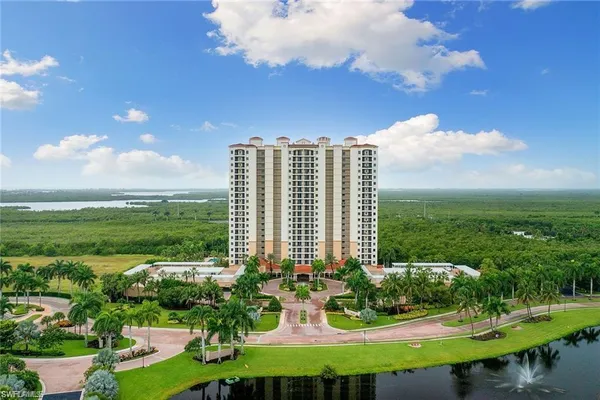 $6,500 | 1065 Borghese Lane, Unit 203, Naples, FL 34114