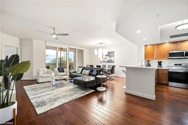 $6,500 | 1065 Borghese Lane, Unit 203, Naples, FL 34114