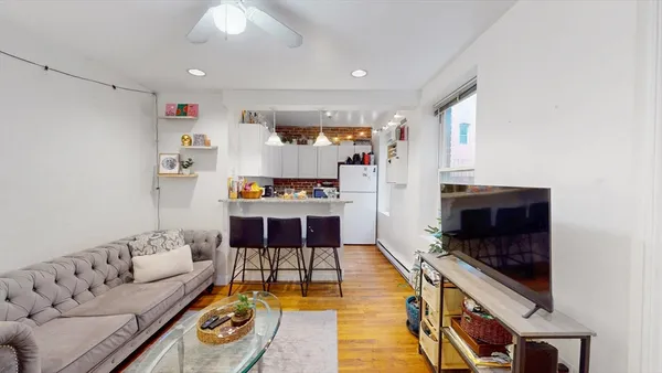 $4,995 | 91 Prince Street, Unit 17, Boston, MA 02113