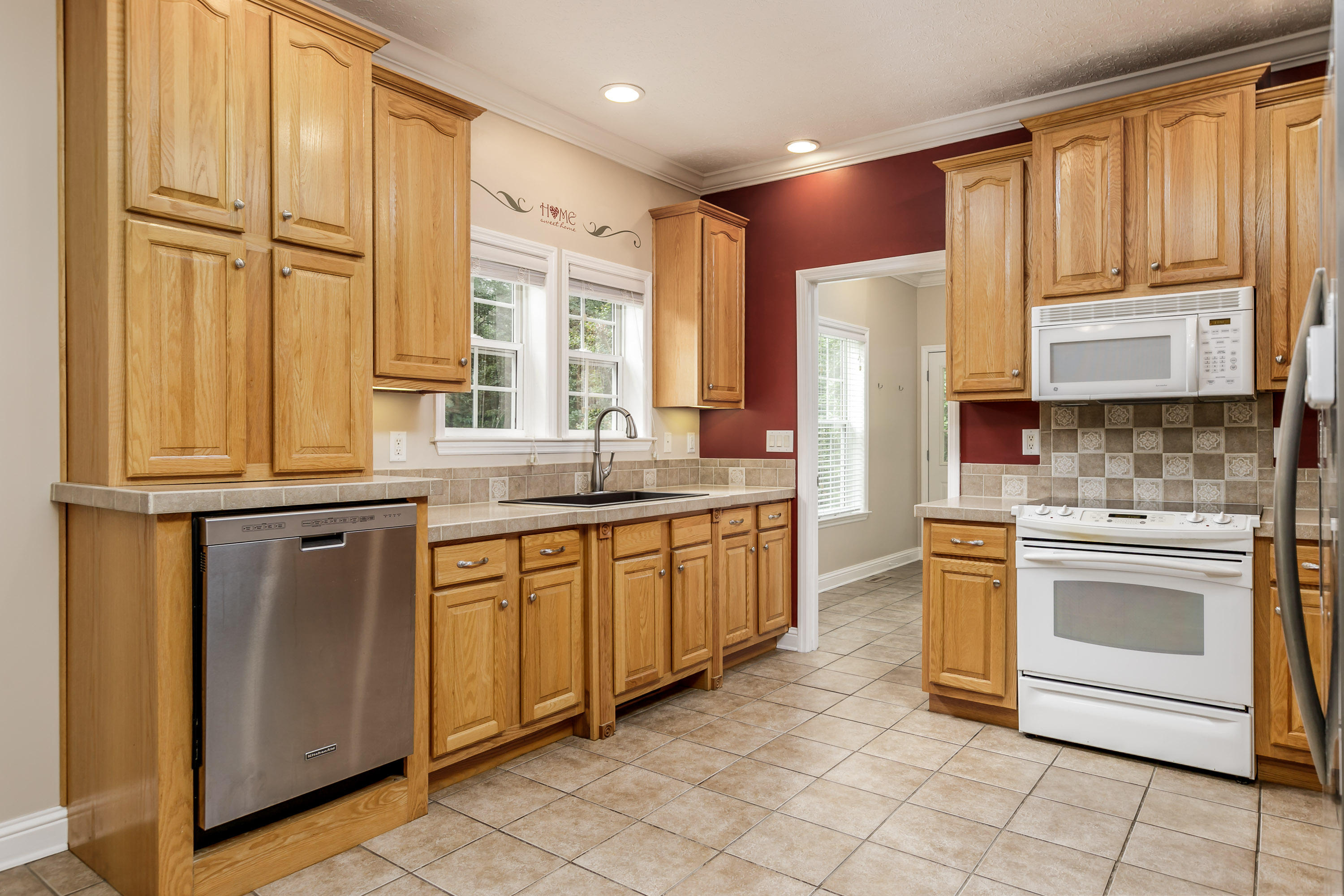 3120 Niagara Carthage Road Whispering Pines, NC 28327 - Photo 9 of 30 KITCHEN