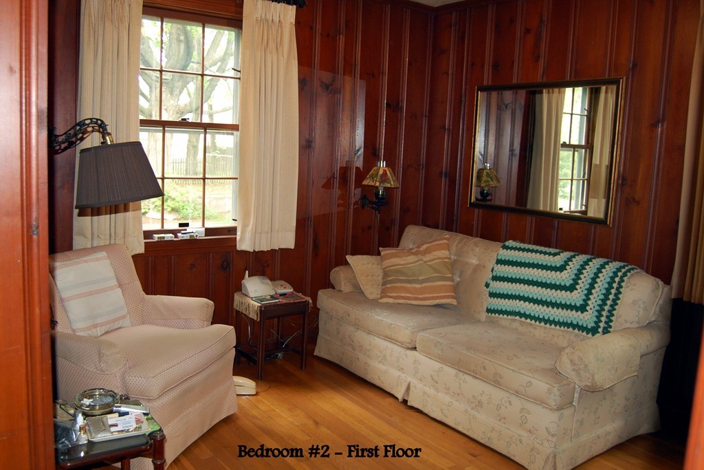 31 Macomber Avenue Springfield, MA 01119 - Photo 13 of 19