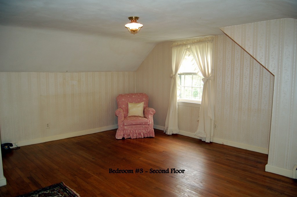 31 Macomber Avenue Springfield, MA 01119 - Photo 17 of 19