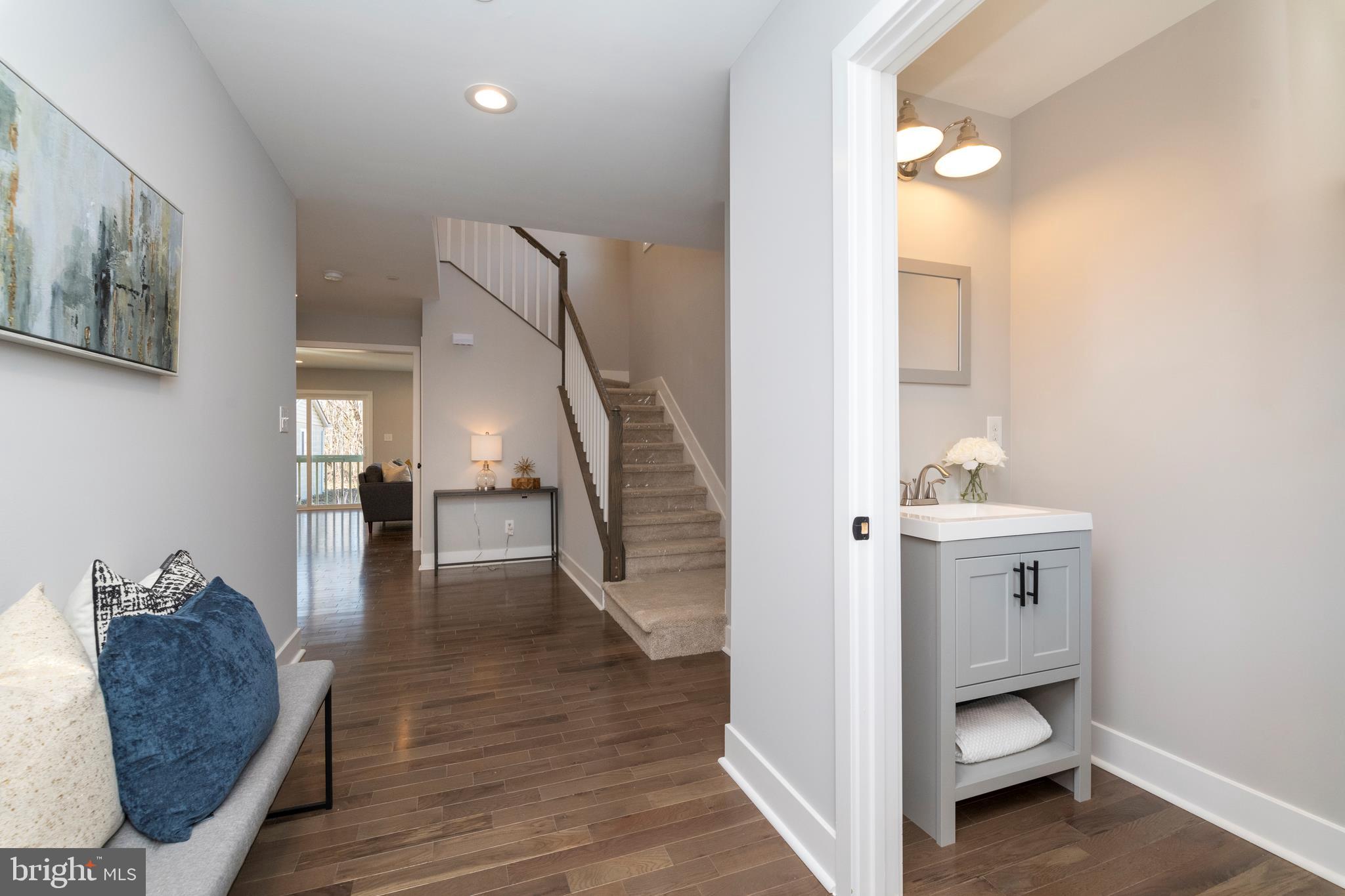 1640 Hopewell Avenue Baltimore, MD 21221 - Photo 4 of 38 Gallery Image 4