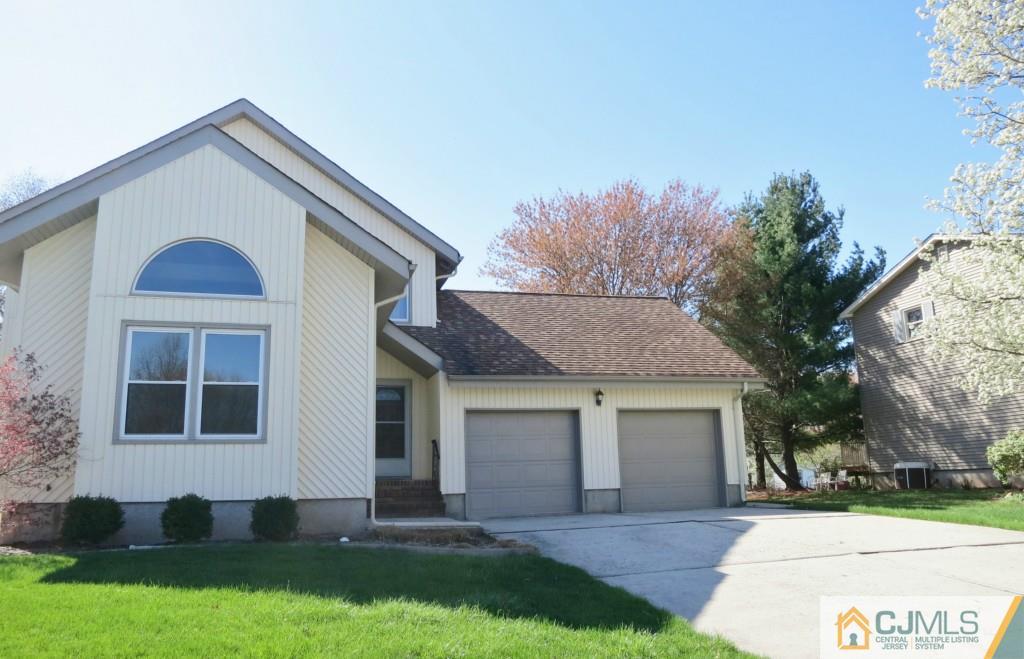 66 Rohill Road Hillsborough, NJ 08844 - Photo 2 of 25 Gallery Image 2