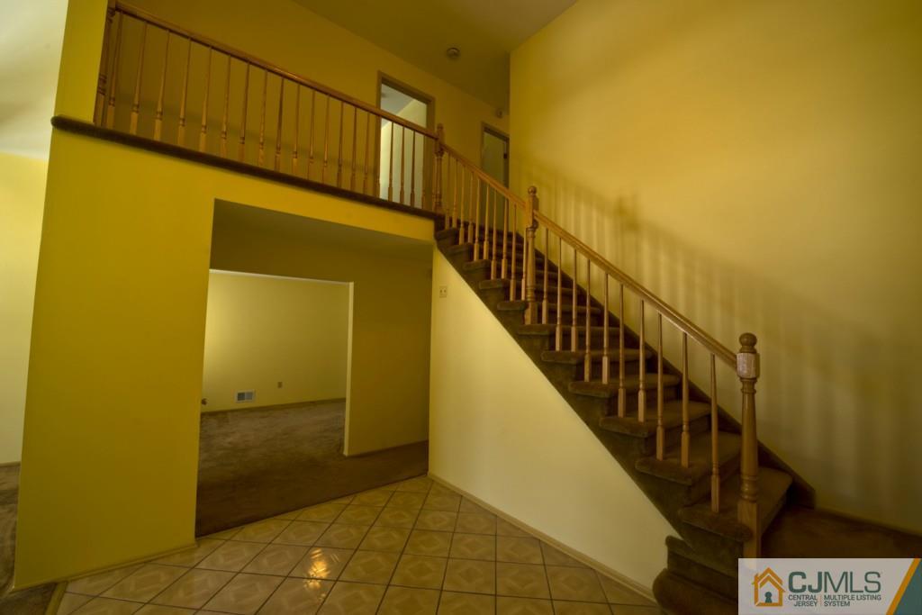 66 Rohill Road Hillsborough, NJ 08844 - Photo 17 of 25 Gallery Image 17