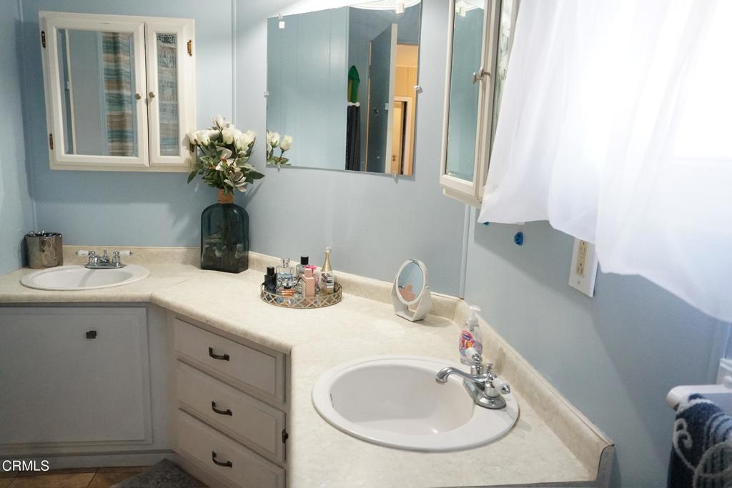 13 Debussy Lane, Unit 13 Ventura, CA 93003 - Photo 13 of 20 IMG_8957