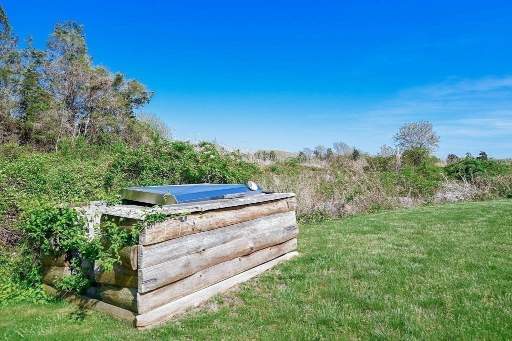 689 Sconticut Neck Road Fairhaven, MA 02719 - Photo 34 of 39 Gallery Image 34