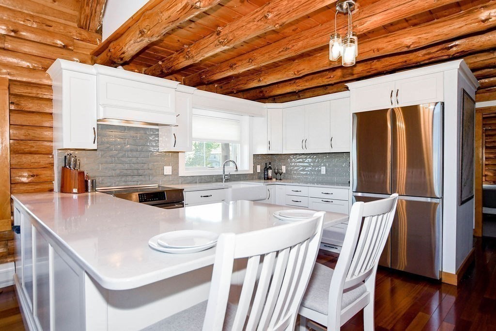 689 Sconticut Neck Road Fairhaven, MA 02719 - Photo 8 of 39 Gallery Image 8