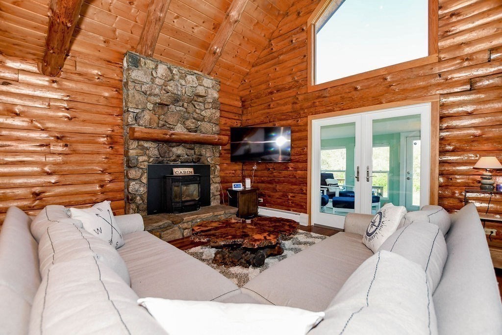 689 Sconticut Neck Road Fairhaven, MA 02719 - Photo 9 of 39 Gallery Image 9