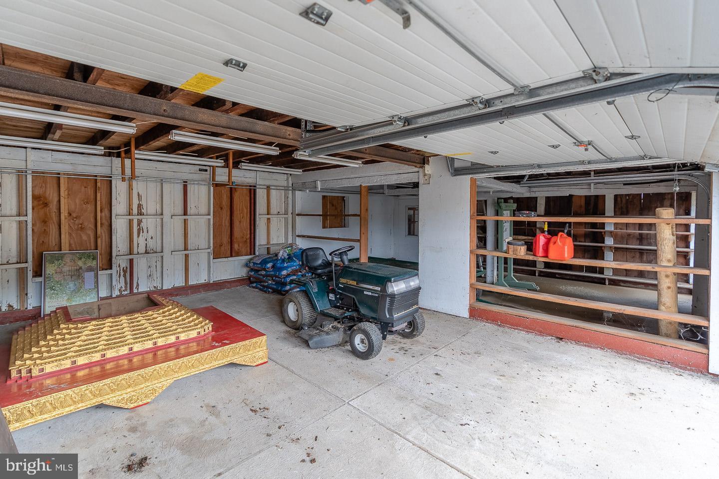 6331 Batman Road Zionsville, PA 18092 - Photo 3 of 5 Gallery Image 3
