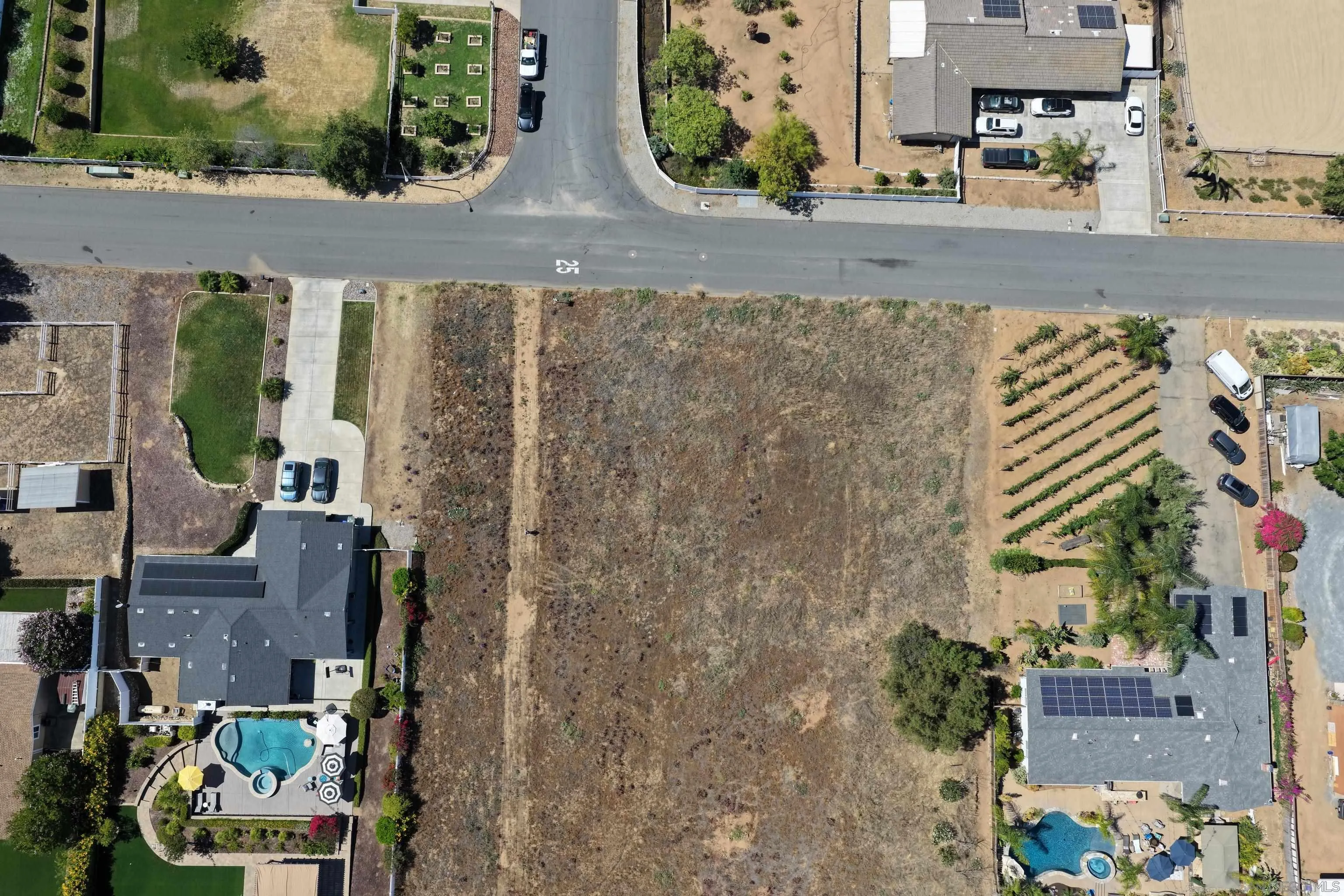 14444 Twin Peaks Road Poway, CA 92064 - Photo 10 of 40