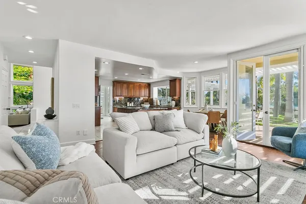 $5,800,000 | 19 Harbor Pointe Drive, Corona del Mar, CA 92625