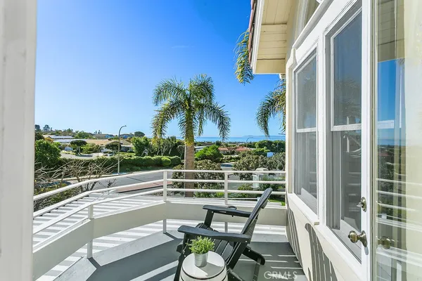 $5,800,000 | 19 Harbor Pointe Drive, Corona del Mar, CA 92625