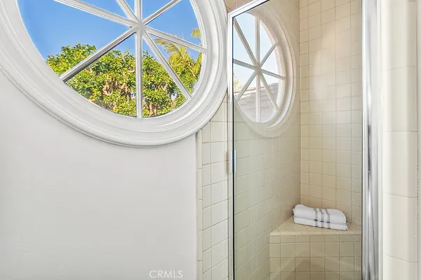 $5,800,000 | 19 Harbor Pointe Drive, Corona del Mar, CA 92625