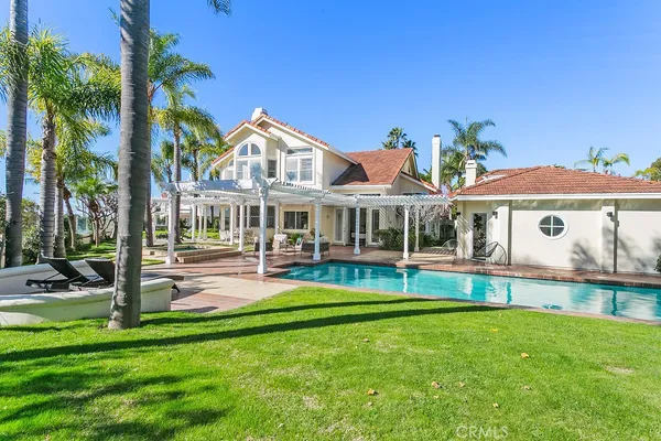$5,800,000 | 19 Harbor Pointe Drive, Corona del Mar, CA 92625