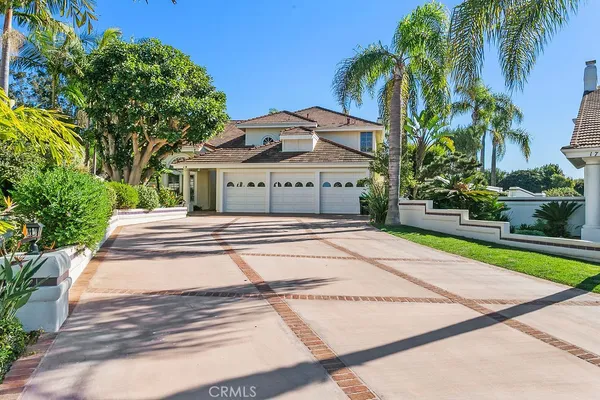 $5,800,000 | 19 Harbor Pointe Drive, Corona del Mar, CA 92625