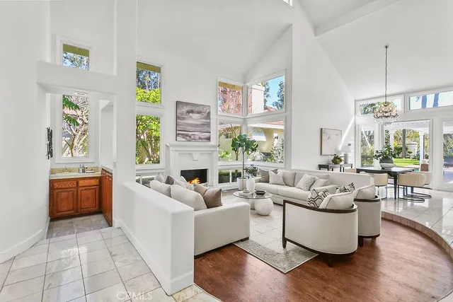 $5,999,000 | 19 Harbor Pointe Drive, Corona del Mar, CA 92625