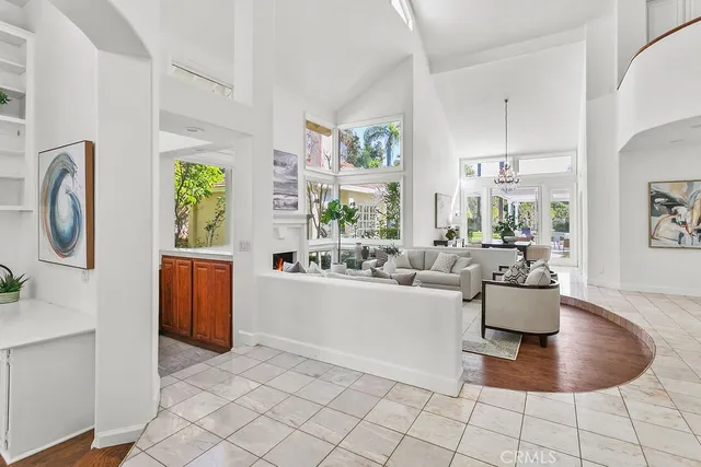 $5,999,000 | 19 Harbor Pointe Drive, Corona del Mar, CA 92625