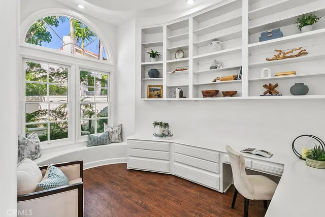 $5,999,000 | 19 Harbor Pointe Drive, Corona del Mar, CA 92625