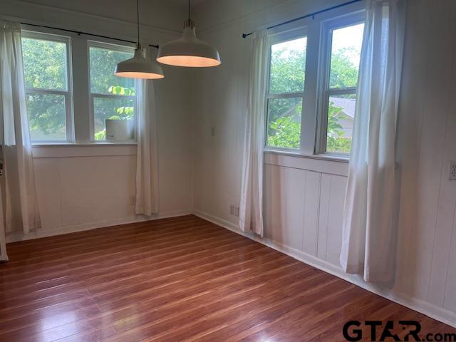 617 West Dobbs Street Tyler, TX 75701 - Photo 8 of 19 a view of livingroom with window