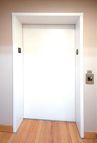 $2,800 | 140 Main Street, Unit 3, Northampton, MA 01060